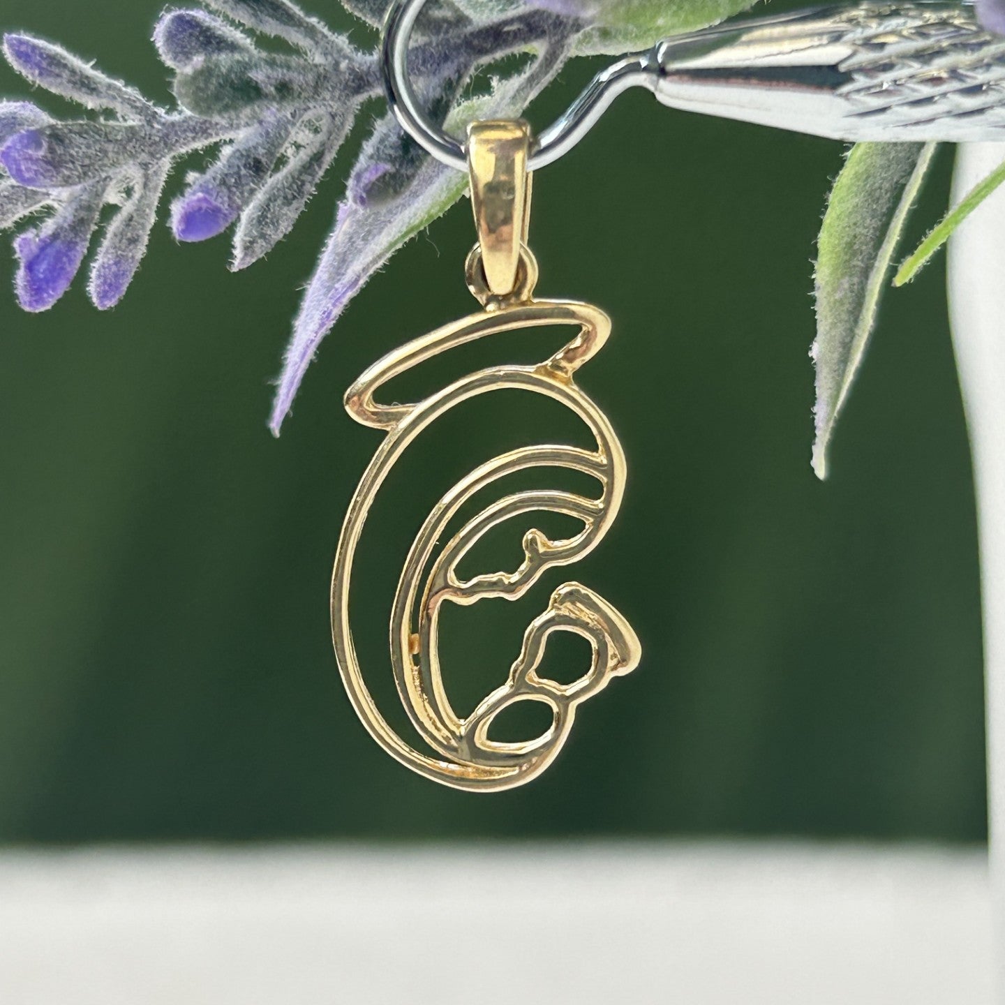 Pendiente Virgen María