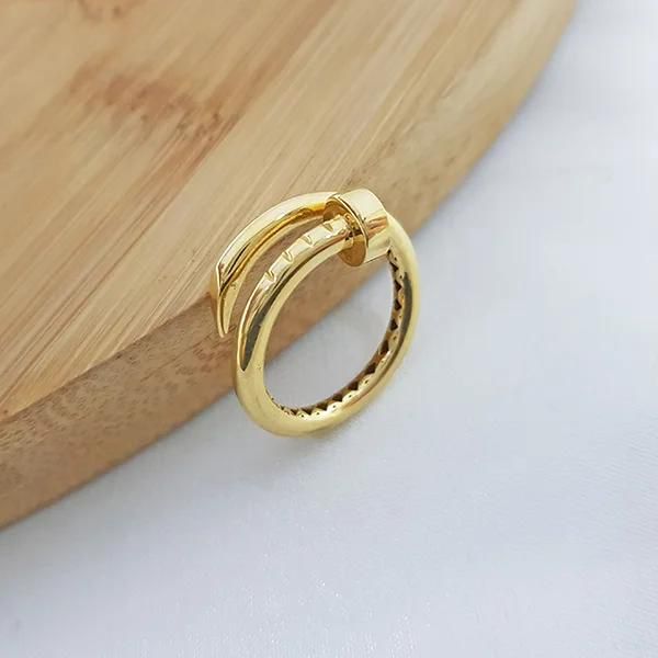 Anillo Estilo Italiano